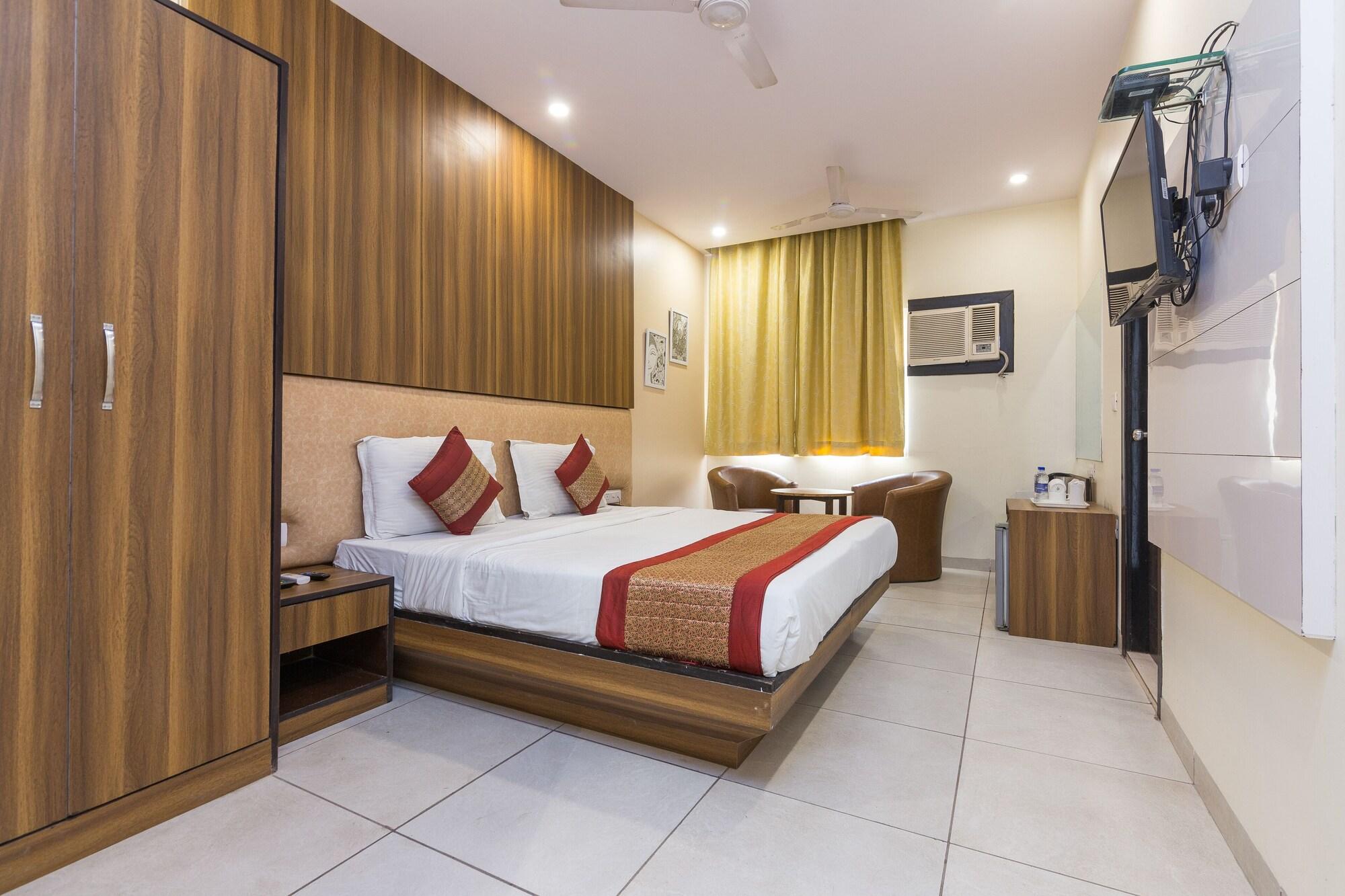 Rupam Hotel Делі Екстер'єр фото