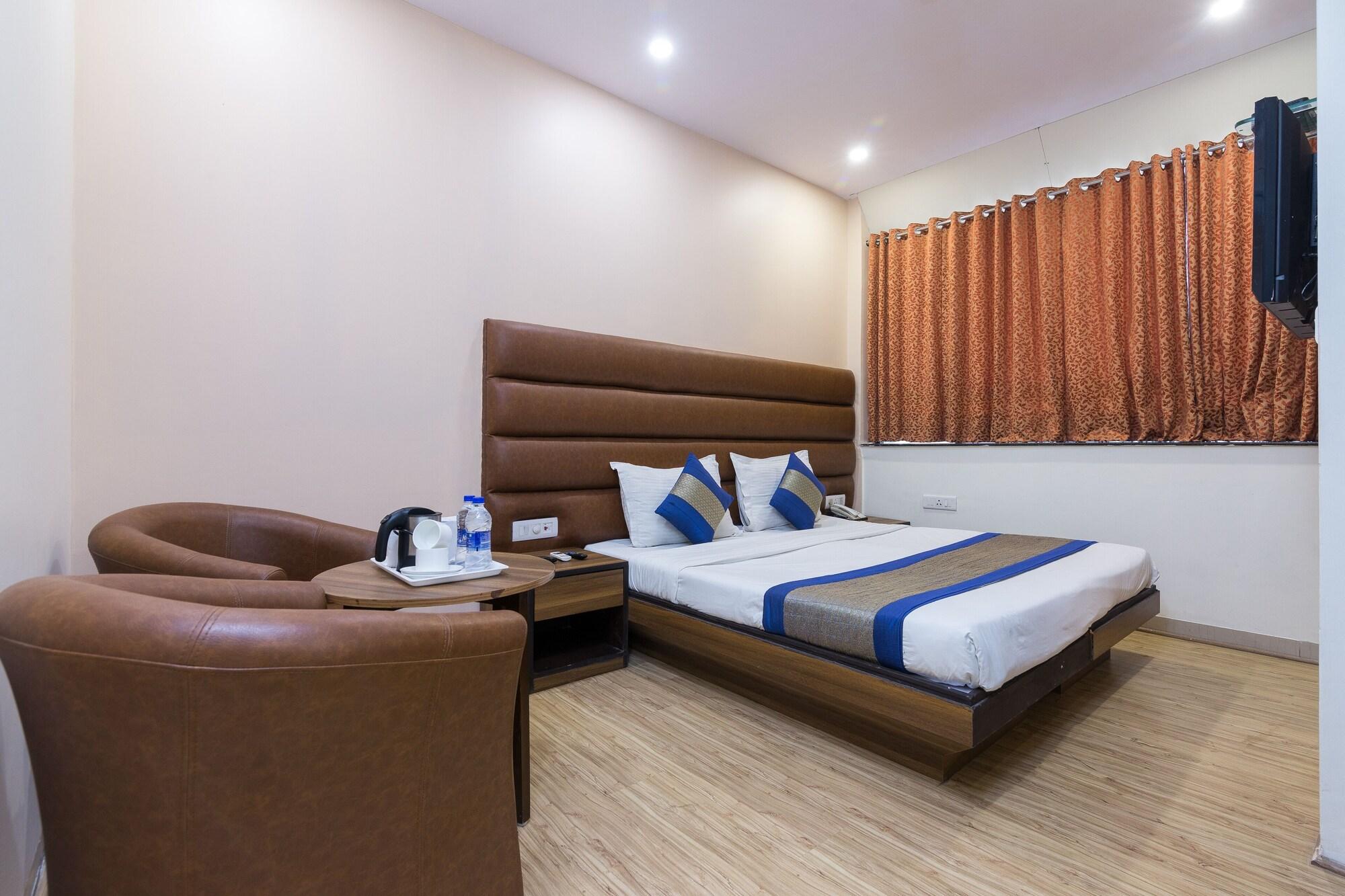 Rupam Hotel Делі Екстер'єр фото